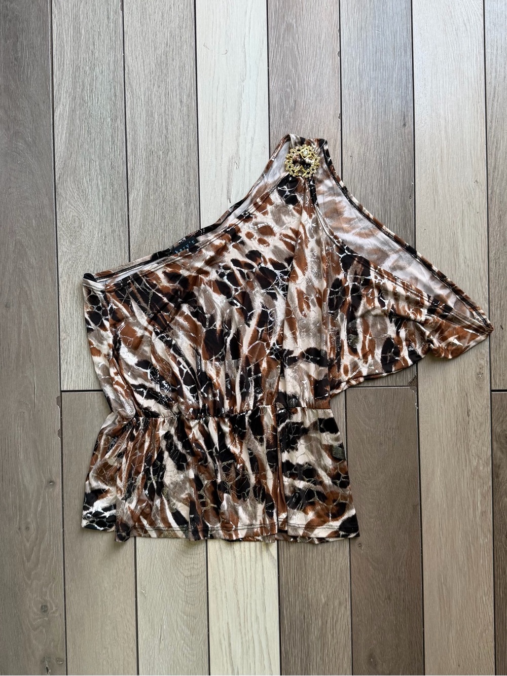 Kary’s  Y2K Brown Animal Print One Shoulder Blouse